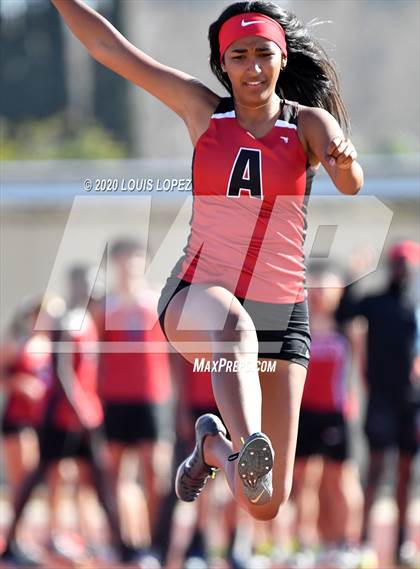 Thumbnail 2 in Alta Loma vs. Colony @ Ayala Tri Meet photogallery.
