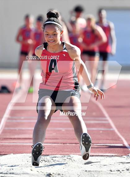 Thumbnail 2 in Alta Loma vs. Colony @ Ayala Tri Meet photogallery.