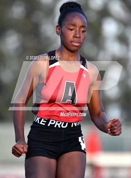 Thumbnail 3 in Alta Loma vs. Colony @ Ayala Tri Meet photogallery.