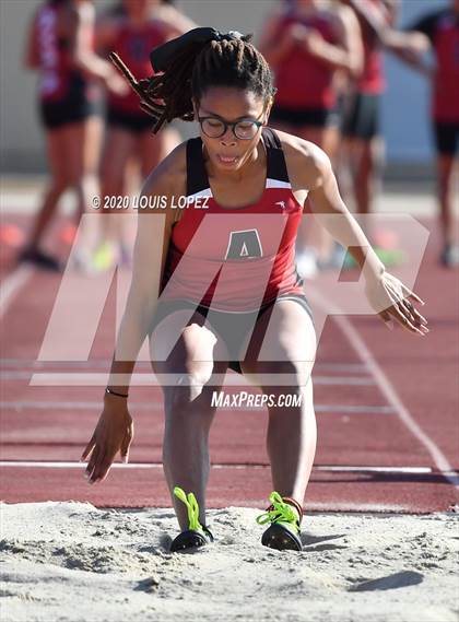 Thumbnail 3 in Alta Loma vs. Colony @ Ayala Tri Meet photogallery.