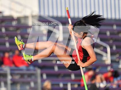 Thumbnail 1 in Alta Loma vs. Colony @ Ayala Tri Meet photogallery.
