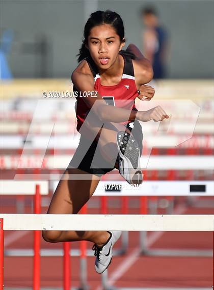 Thumbnail 3 in Alta Loma vs. Colony @ Ayala Tri Meet photogallery.