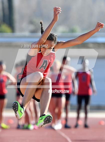 Thumbnail 3 in Alta Loma vs. Colony @ Ayala Tri Meet photogallery.