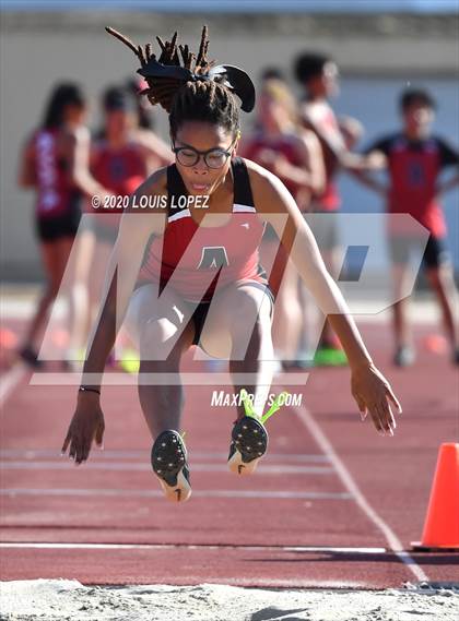 Thumbnail 2 in Alta Loma vs. Colony @ Ayala Tri Meet photogallery.