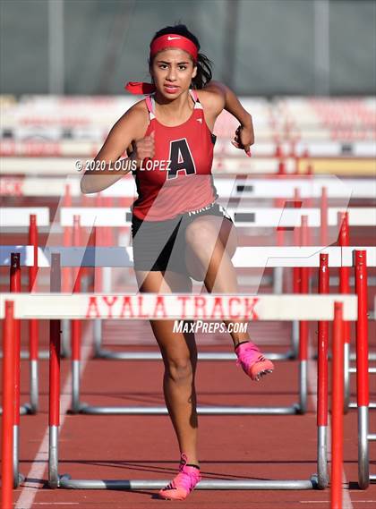 Thumbnail 2 in Alta Loma vs. Colony @ Ayala Tri Meet photogallery.