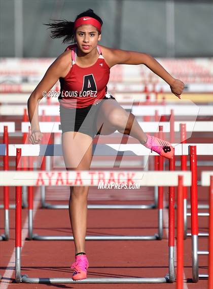 Thumbnail 1 in Alta Loma vs. Colony @ Ayala Tri Meet photogallery.