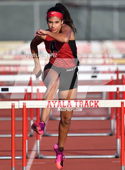 Thumbnail 3 in Alta Loma vs. Colony @ Ayala Tri Meet photogallery.