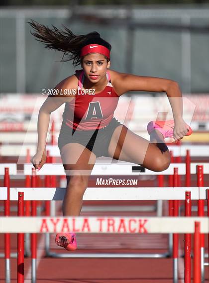 Thumbnail 3 in Alta Loma vs. Colony @ Ayala Tri Meet photogallery.