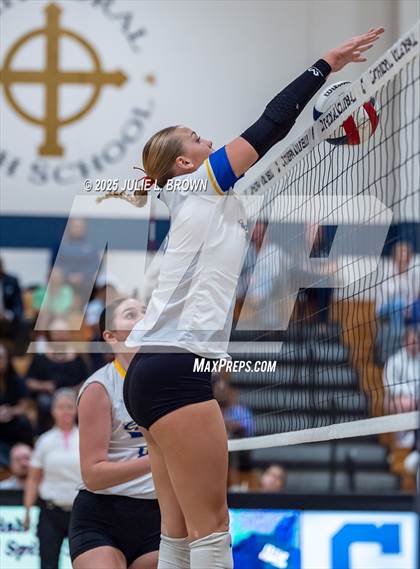 Thumbnail 2 in Carmel @ Cathedral photogallery.