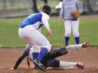 Thumbnail 1 in Campolindo vs Irvington (Queen of the Mountain) photogallery.