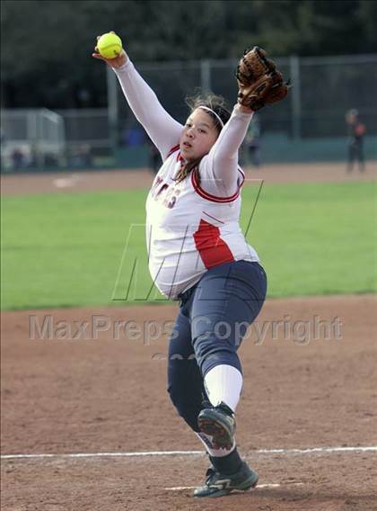 Thumbnail 1 in Campolindo vs Irvington (Queen of the Mountain) photogallery.