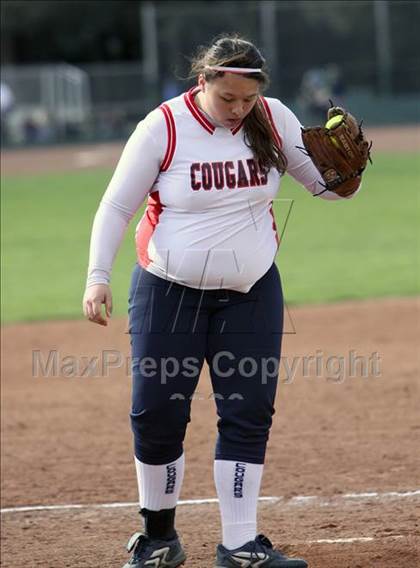 Thumbnail 2 in Campolindo vs Irvington (Queen of the Mountain) photogallery.