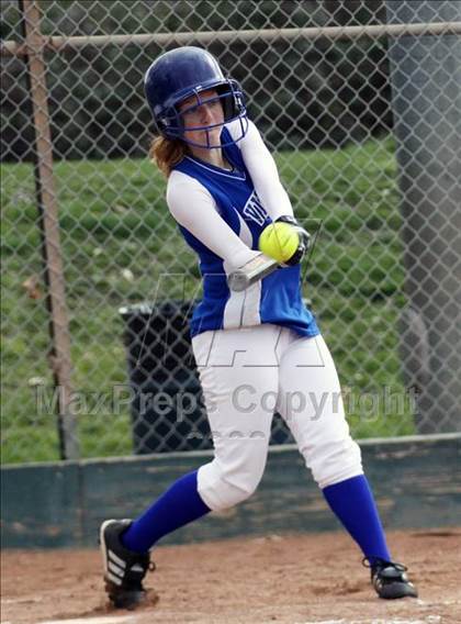 Thumbnail 1 in Campolindo vs Irvington (Queen of the Mountain) photogallery.