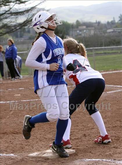 Thumbnail 2 in Campolindo vs Irvington (Queen of the Mountain) photogallery.