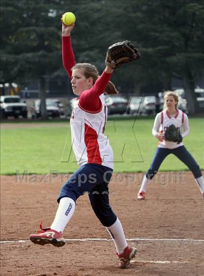Thumbnail 1 in Campolindo vs Irvington (Queen of the Mountain) photogallery.