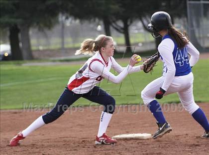 Thumbnail 2 in Campolindo vs Irvington (Queen of the Mountain) photogallery.