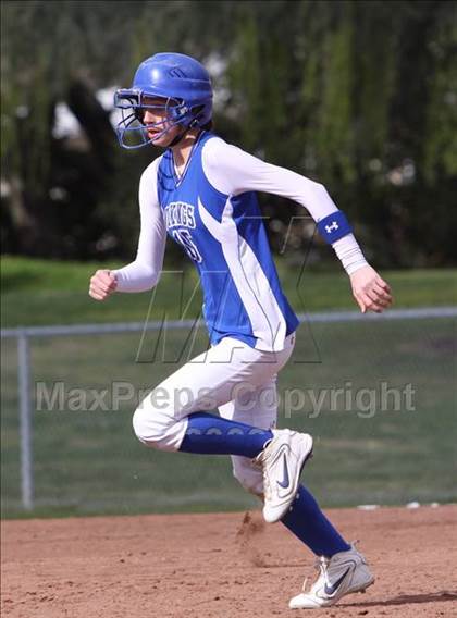 Thumbnail 1 in Campolindo vs Irvington (Queen of the Mountain) photogallery.