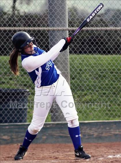 Thumbnail 1 in Campolindo vs Irvington (Queen of the Mountain) photogallery.