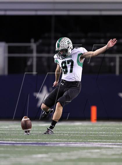 Thumbnail 3 in Martin vs. Carroll (UIL 5A Division 1 Bi-District Playoff) photogallery.