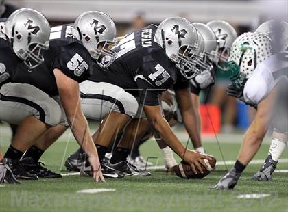 Thumbnail 3 in Martin vs. Carroll (UIL 5A Division 1 Bi-District Playoff) photogallery.