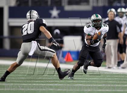 Thumbnail 2 in Martin vs. Carroll (UIL 5A Division 1 Bi-District Playoff) photogallery.