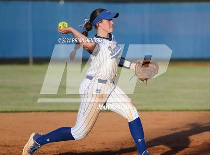 Thumbnail 3 in Lincolnton @ Maiden (DH game 2) photogallery.