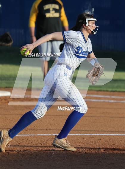 Thumbnail 2 in Lincolnton @ Maiden (DH game 2) photogallery.