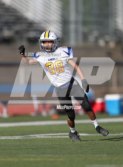 Thumbnail 1 in FR: Lincoln @ Roseville photogallery.