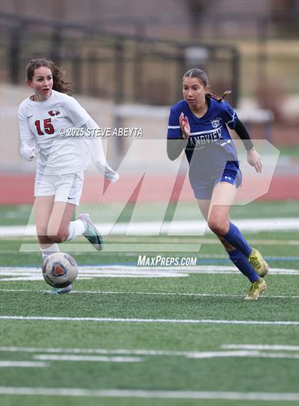 Thumbnail 3 in Eaglecrest @ Grandview photogallery.