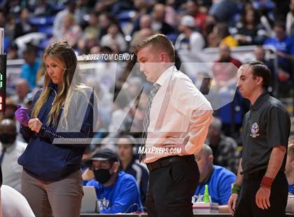 Thumbnail 3 in UIL State Championships - 5A 138lb Final photogallery.