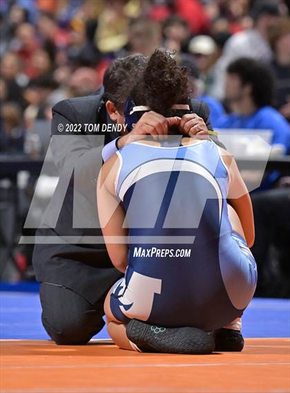 Thumbnail 1 in UIL State Championships - 5A 138lb Final photogallery.