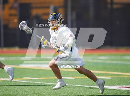 Thumbnail 1 in Bellevue (WA) vs Claremont (BC) photogallery.