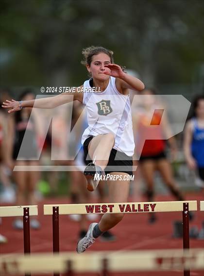 Thumbnail 2 in Eagle Relays (Hurdles) photogallery.