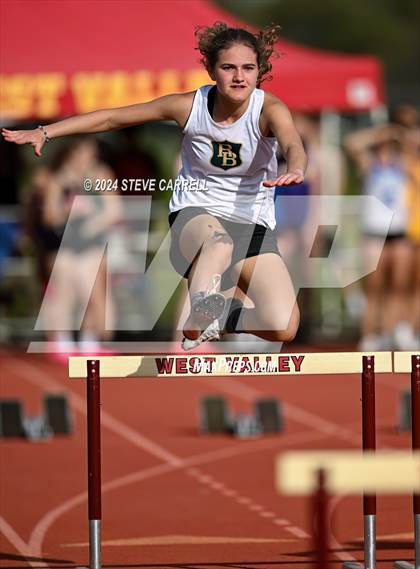 Thumbnail 1 in Eagle Relays (Hurdles) photogallery.