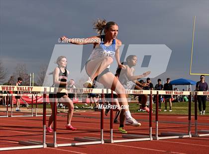 Thumbnail 1 in Eagle Relays (Hurdles) photogallery.
