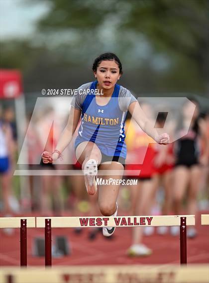 Thumbnail 3 in Eagle Relays (Hurdles) photogallery.