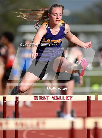 Thumbnail 1 in Eagle Relays (Hurdles) photogallery.