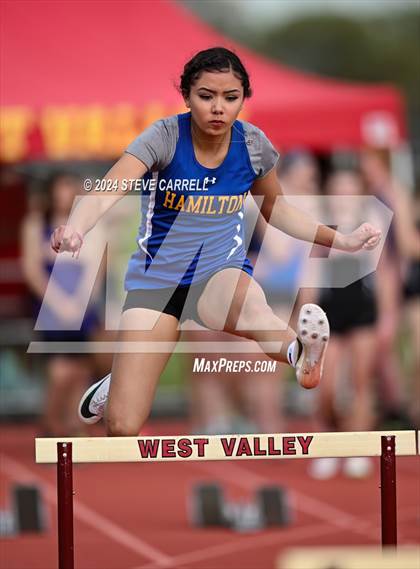 Thumbnail 3 in Eagle Relays (Hurdles) photogallery.