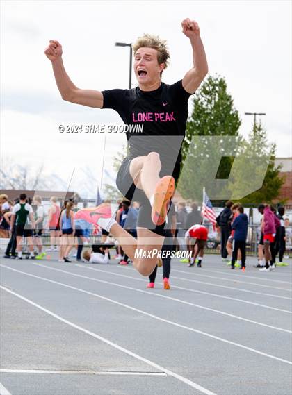 Thumbnail 3 in Alpha Invitational (Long Jump) photogallery.