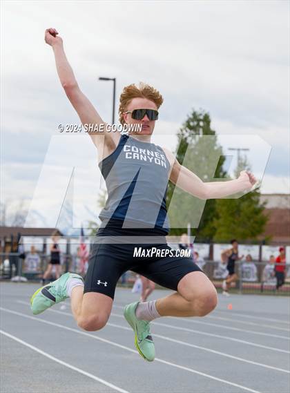 Thumbnail 1 in Alpha Invitational (Long Jump) photogallery.