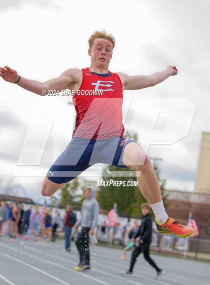 Thumbnail 3 in Alpha Invitational (Long Jump) photogallery.