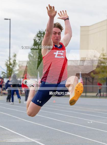 Thumbnail 1 in Alpha Invitational (Long Jump) photogallery.