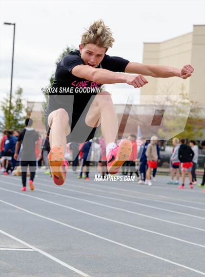 Thumbnail 1 in Alpha Invitational (Long Jump) photogallery.