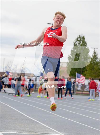 Thumbnail 2 in Alpha Invitational (Long Jump) photogallery.