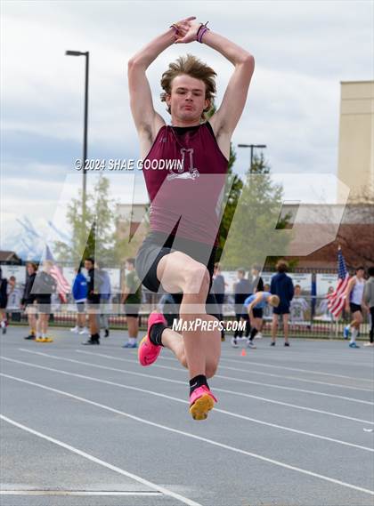 Thumbnail 3 in Alpha Invitational (Long Jump) photogallery.