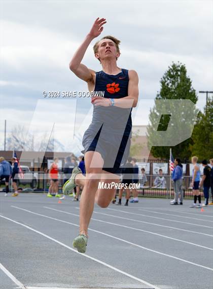 Thumbnail 1 in Alpha Invitational (Long Jump) photogallery.