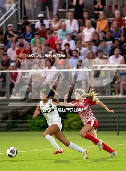 Thumbnail 3 in Clinton vs. Wheatmore (NCHSAA 2A Final) (1 of 2 - the Game) photogallery.