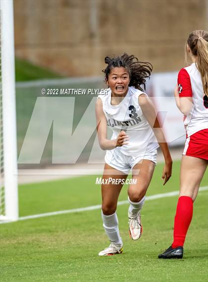 Thumbnail 3 in Clinton vs. Wheatmore (NCHSAA 2A Final) (1 of 2 - the Game) photogallery.