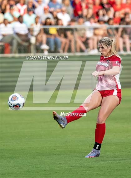 Thumbnail 3 in Clinton vs. Wheatmore (NCHSAA 2A Final) (1 of 2 - the Game) photogallery.