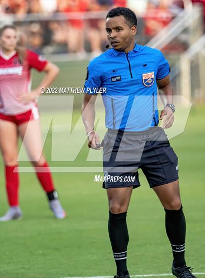 Thumbnail 1 in Clinton vs. Wheatmore (NCHSAA 2A Final) (1 of 2 - the Game) photogallery.